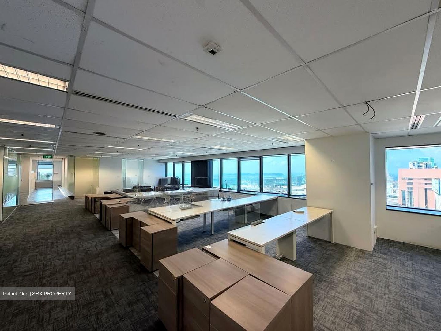 Oue Downtown (D1), Office #547800481
